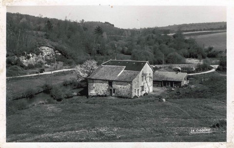 Laurière - moulin Pont-à-l'Age - cpa