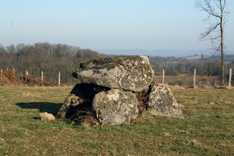 Bénévent-l'Abbaye - dolmen des Granges